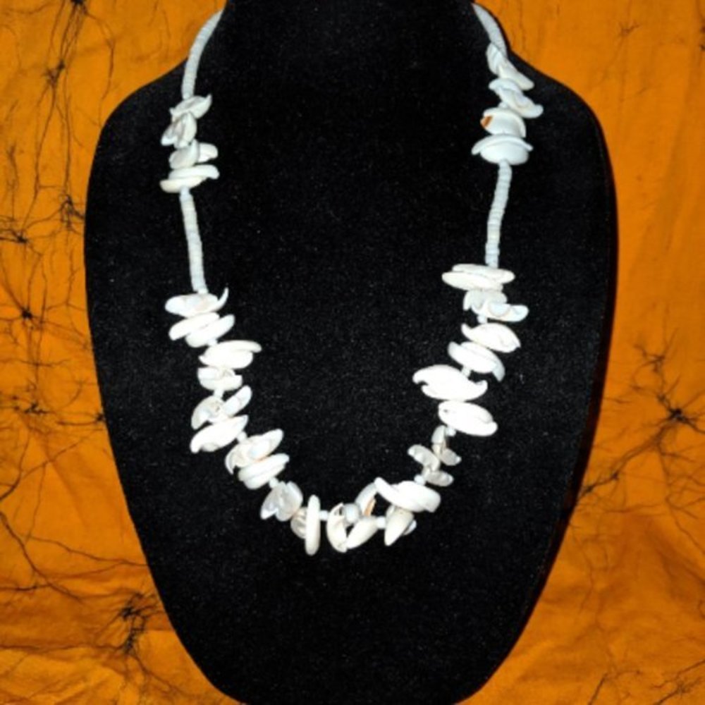 Natural Broken tiny puka Shell polished Necklace‎